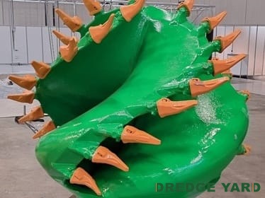Dredge Yard cutter head with replacable teeth