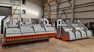 drag head with adjustable visors